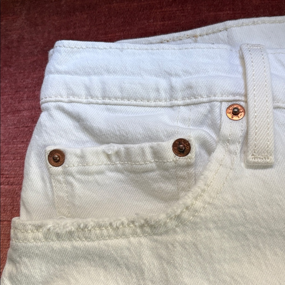 📌 Levi’s 501 Stretch White Denim Women Shorts 31 M 8 - Picture 8 of 9